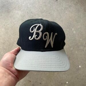 Vintage 90s new era black and grey two tone wool BW SnapBack hat cap